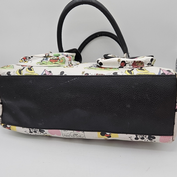 Disneyland Resorts Mickey & Minnie comic limited edition satchel handbag - Picture 14 of 15